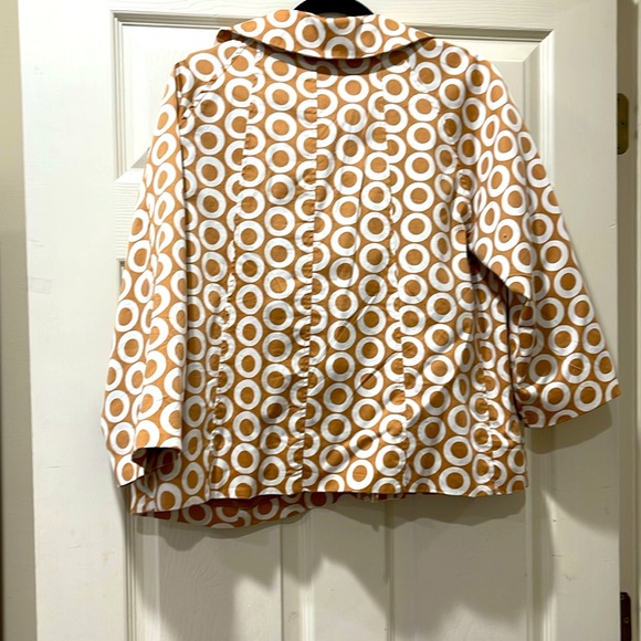 StylishJacket with Circle Pattern - Picture 4 of 4
